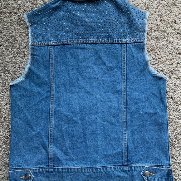 VOCAL USA BLUE Cotton Crystal Studded Raw Edge Button Down Denim Vest NWOT SZ L - Picture 12 of 17
